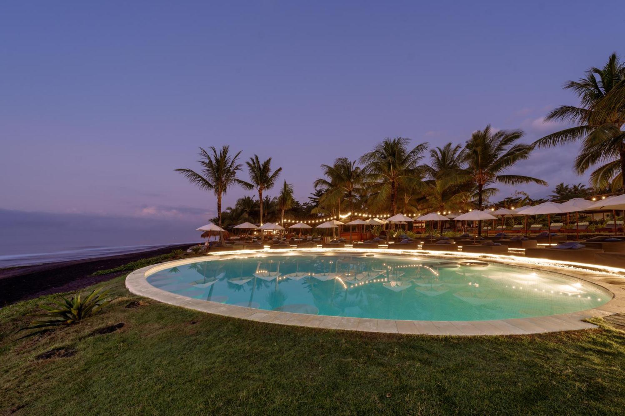 Hotel Komune And Beach Club Bali Keramas Kültér fotó