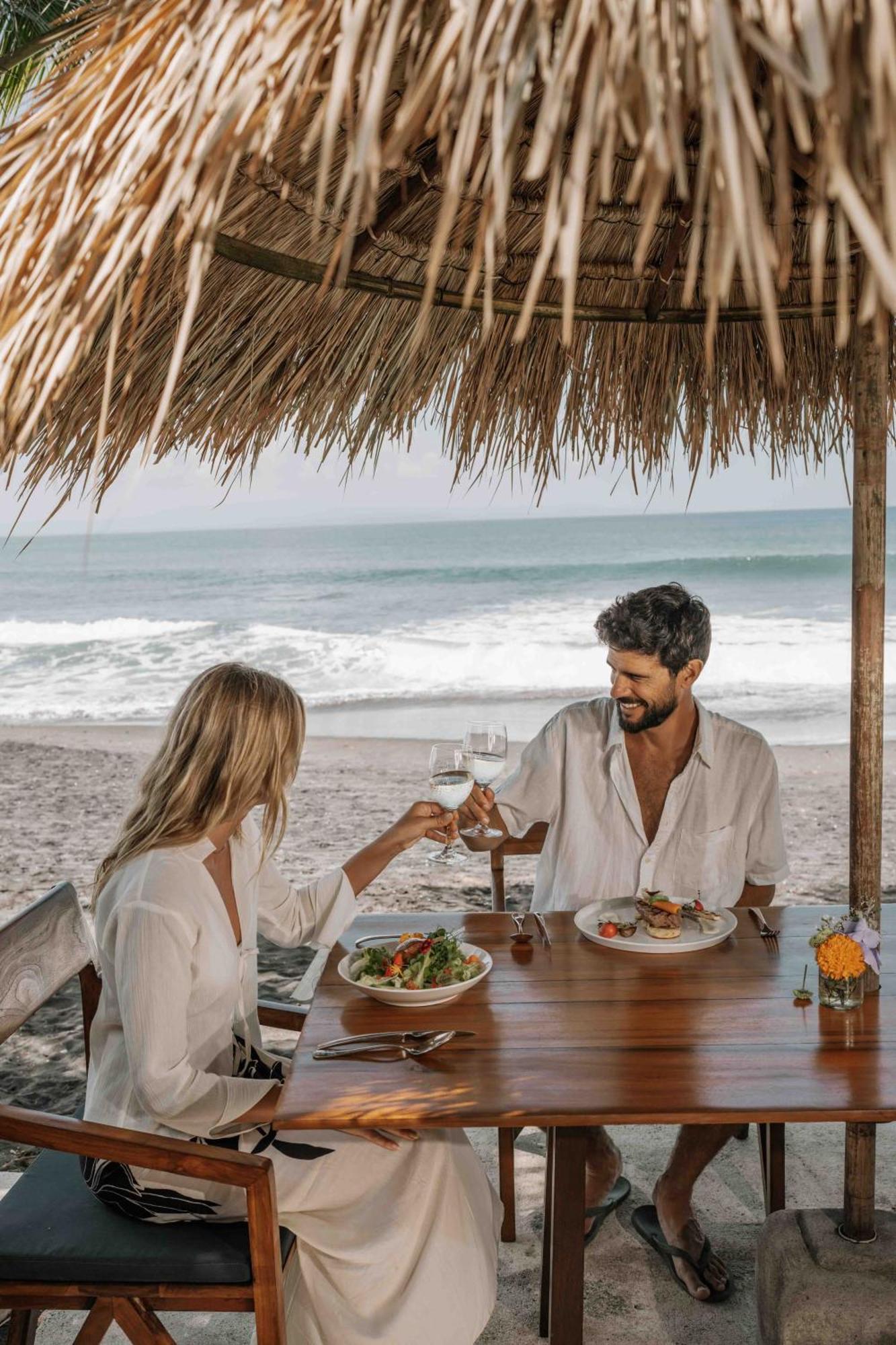 Hotel Komune And Beach Club Bali Keramas Kültér fotó